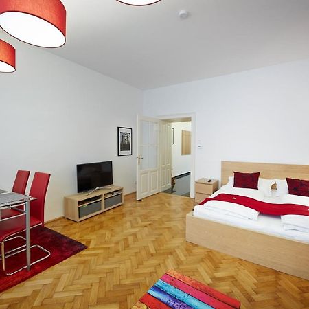 Stadthalle - Familycityapartment فيينا المظهر الخارجي الصورة